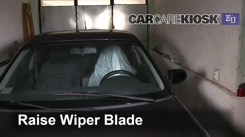 2001 Audi A3 TDI 1.9L 4 Cyl. Turbo Diesel Windshield Wiper Blade (Front)